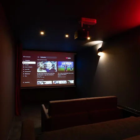Duplex Cinema I Luxe Collection Paris