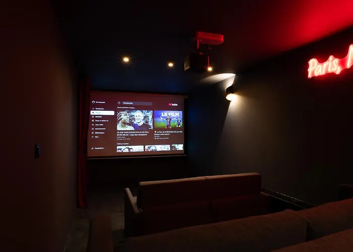 Duplex Cinema I Luxe Collection Paris