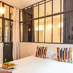 Duplex Cinema I Luxe Collection * Paris